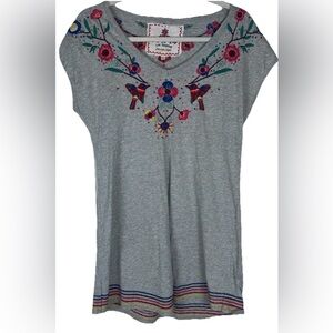 Johnny Was JW Los Angeles‎ Grey Floral Bird Embroidered Tshirt Dress Size S